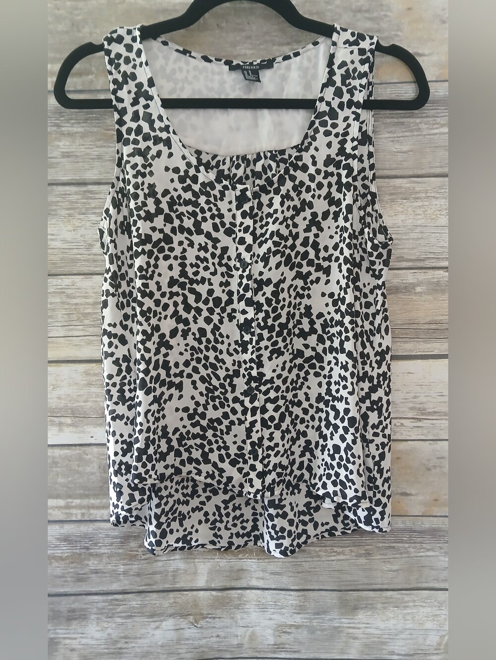 Forever 21 White and Black Leopard Print Sleeveless Tank